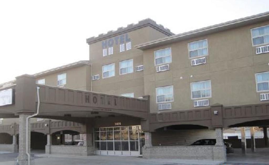 Super 8 By Wyndham Saskatoon Near Downtown Otel Dış mekan fotoğraf